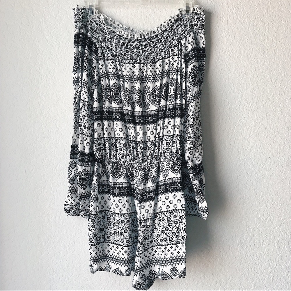 black & white off the shoulder patterned romper